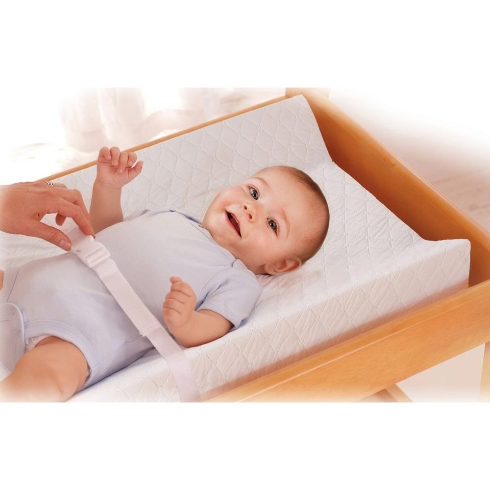 Summer Infant PEVA Diaper Changing Pad with Safety